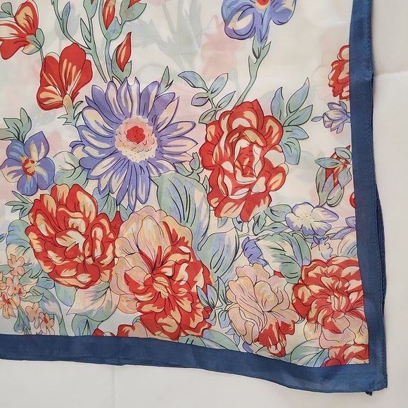 💥 HOST PICK 💥 Vince Camuto Silk Floral Scarf about 18" x 70" - Picture 2 of 7